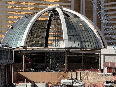 DOME FREE: Mirage Las Vegas Atrium Removed